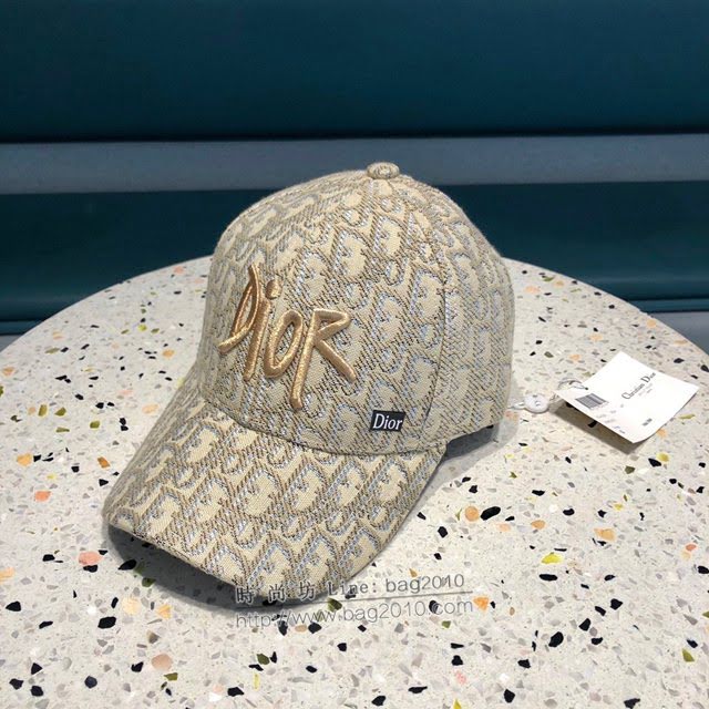 Dior男女同款帽子 迪奧2021春夏新款刺繡棒球帽鴨舌帽  mm1549